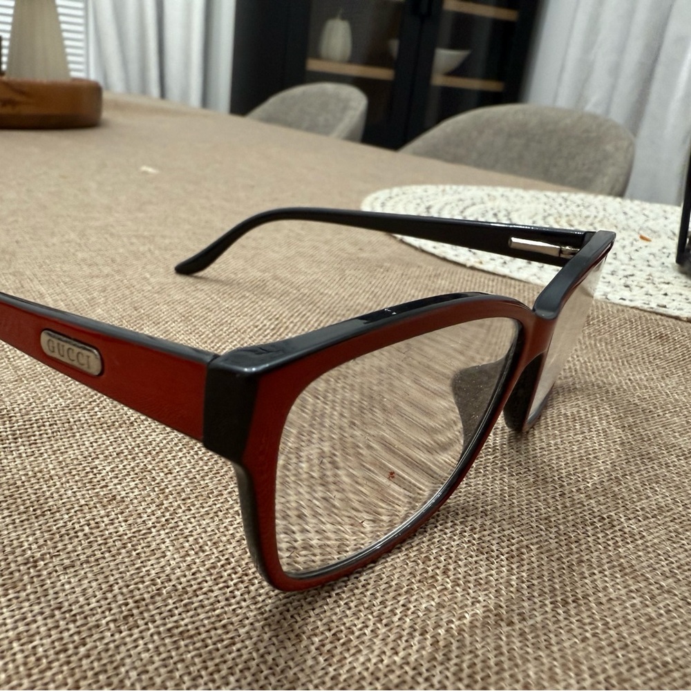 Gucci Black and Red Frame Glasses
